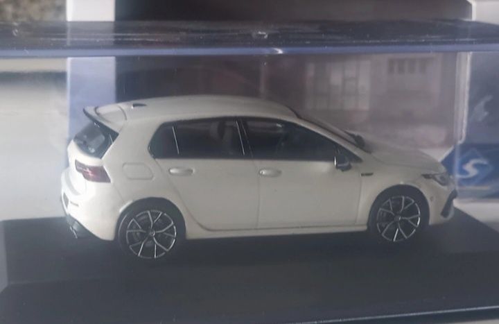Solido Golf Vlll escala 1/43