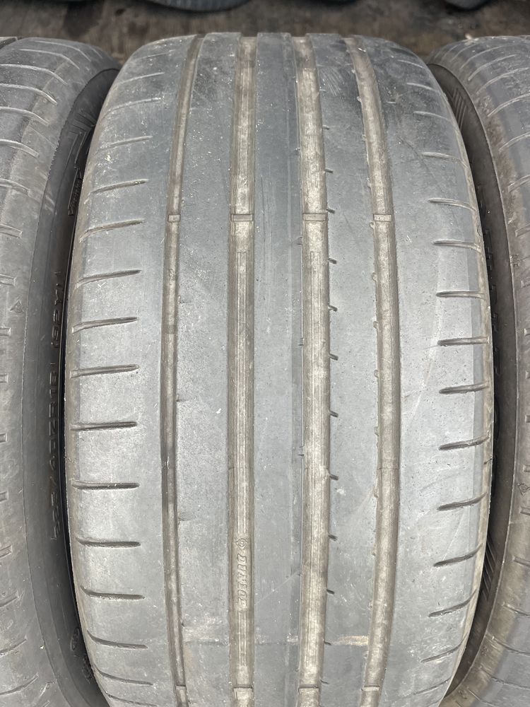 Шины гума покрышки колёса 225/40R18 Dunlop КОМПЛЕКТ