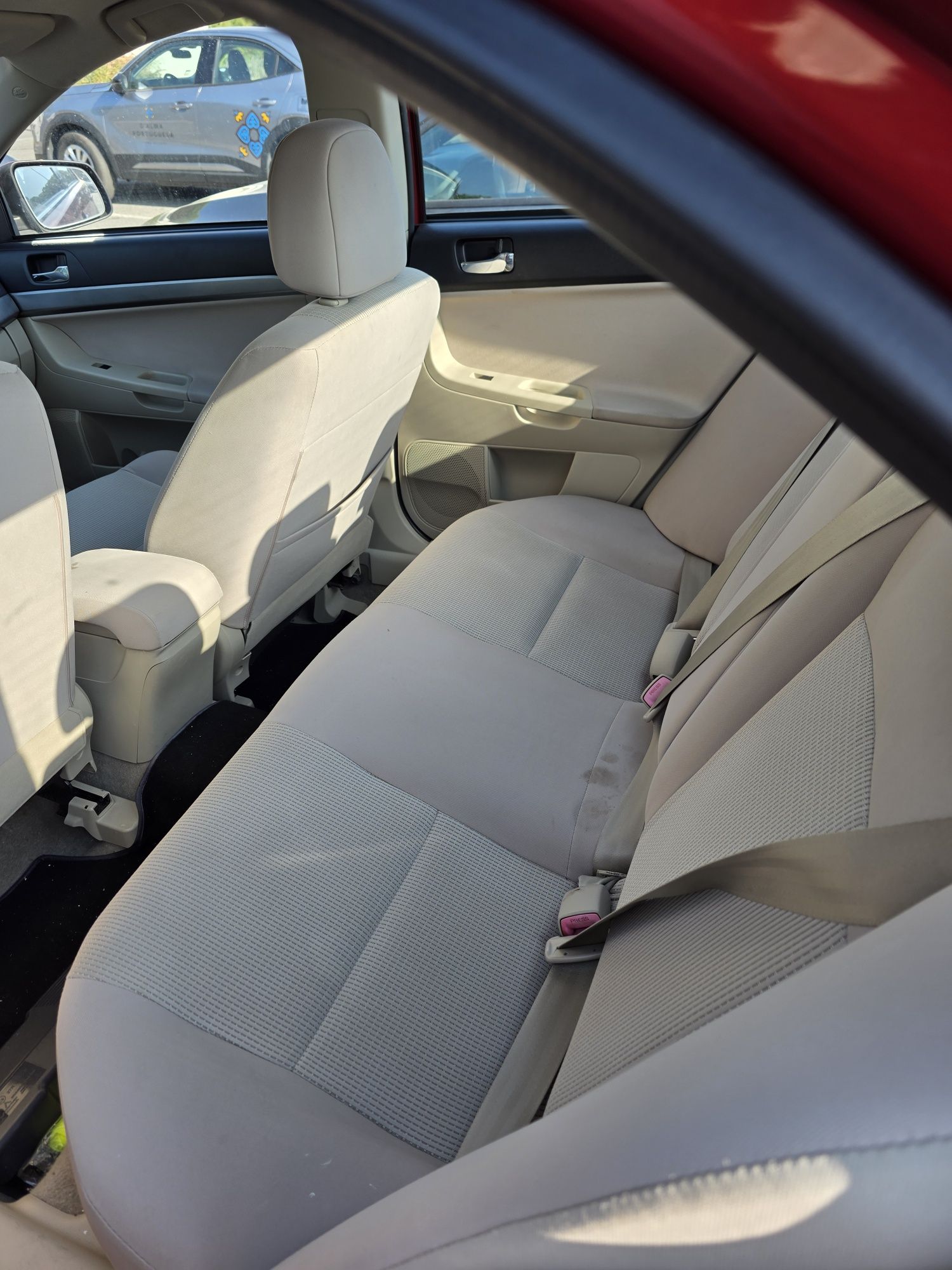 Mitsubishi lancer