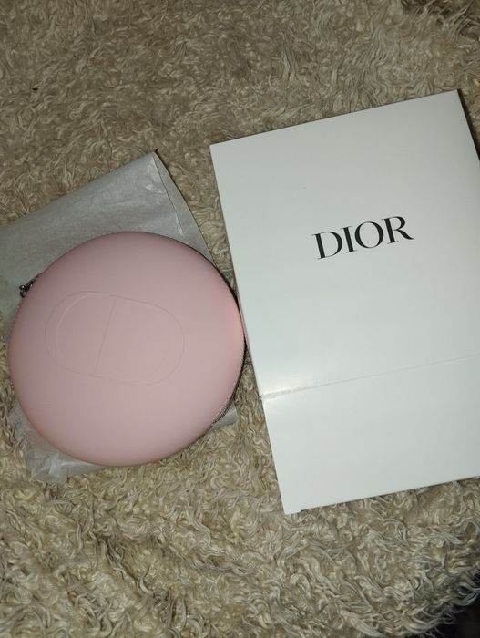 Dior kosmetyczka na zamek gumowa