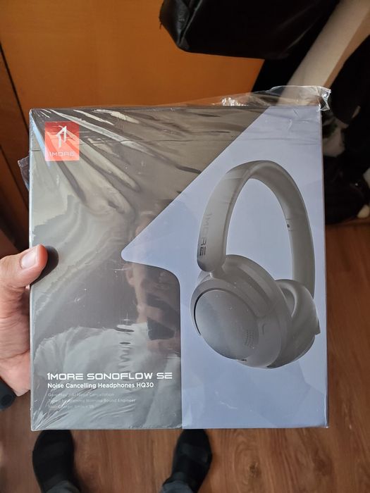 Bluetooth навушники з активним шумодавом