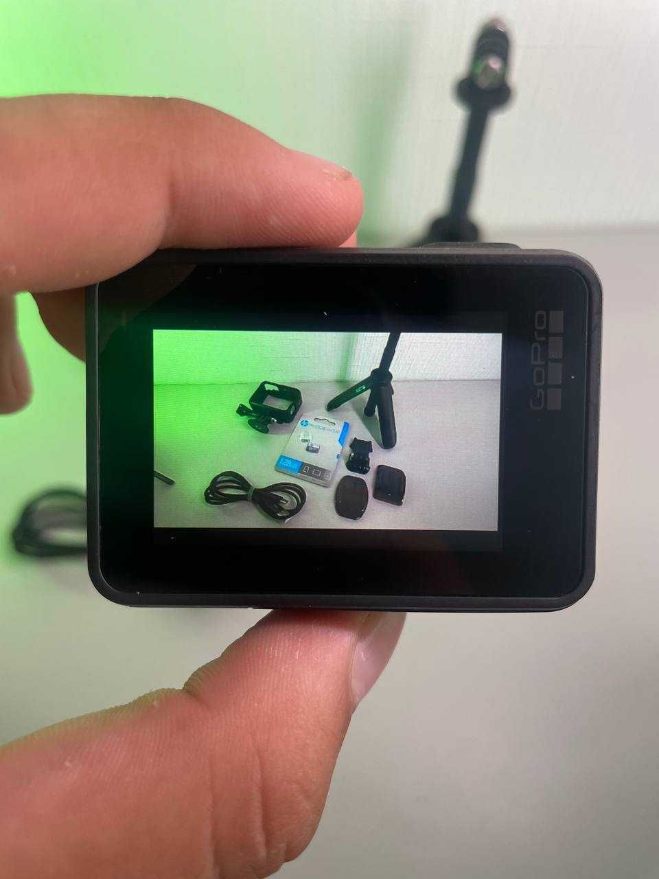 Екшн камера GoPro HERO7 Black в чудовому стані та з комплектом