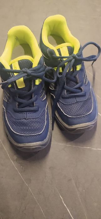 Buty turystyczne dla dzieci Quechua MH100 niskie