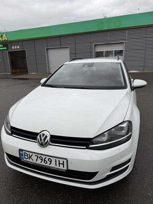 Volkswagen Golf 2.0 TDI DSG 2015 рік ІДЕАЛ