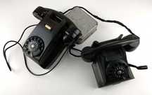 Dois Telefones antigos
