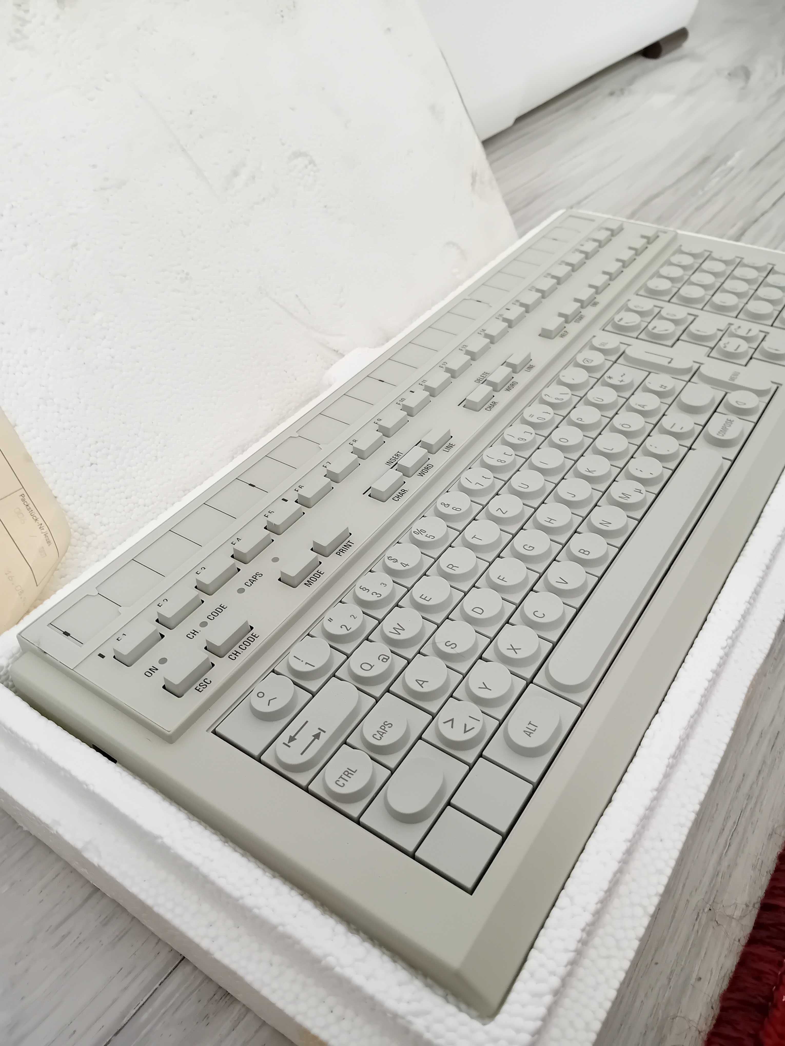 Unikat jedyna stan Nówka klawiatura siemens Nixdorf 94r retro pc