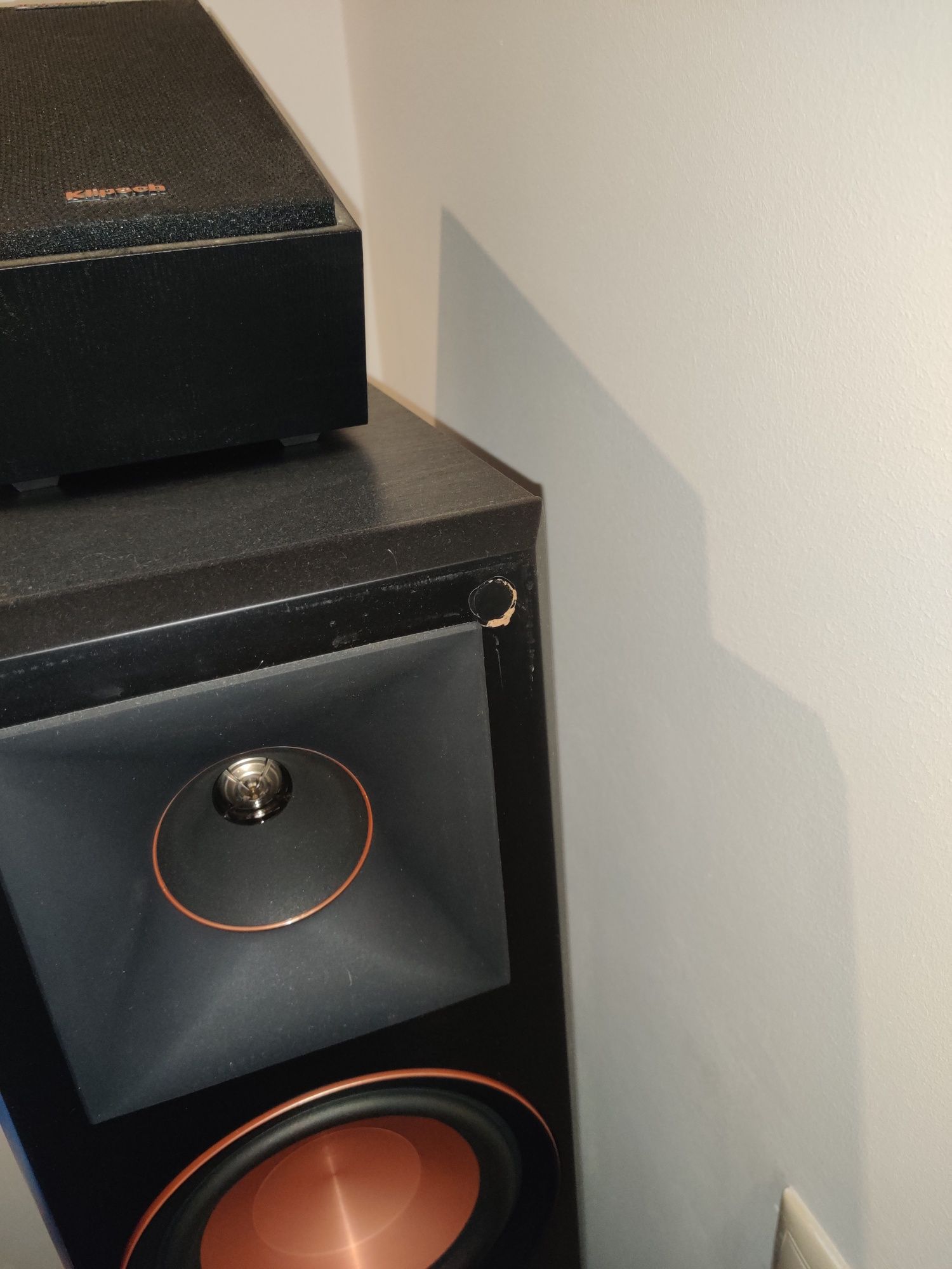 Colunas Klipsch RP-6000F