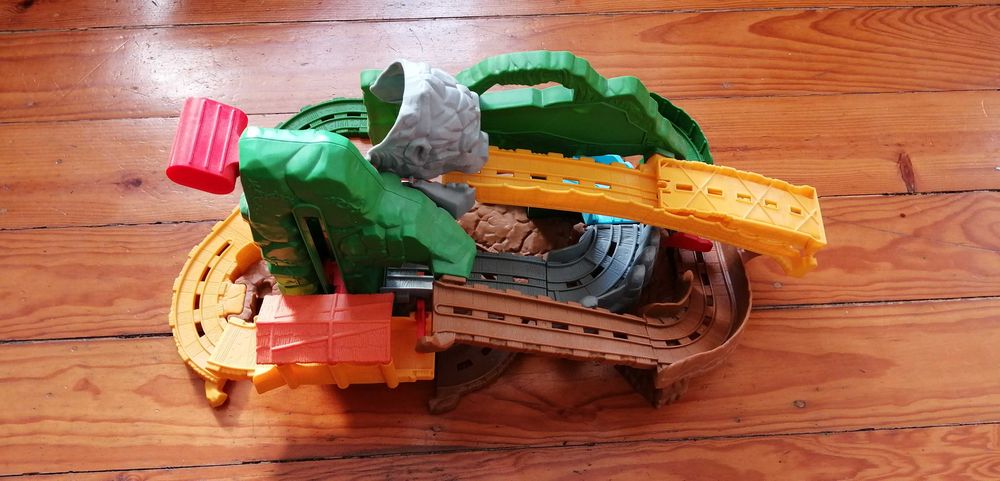 Pista Hot Wheels King Kong