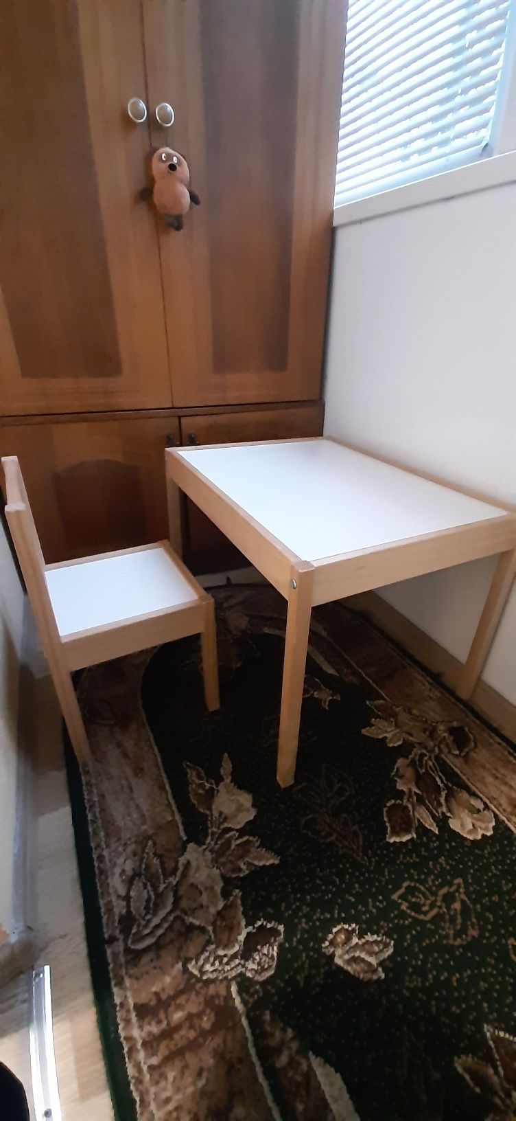 Дитячий столик та стілець