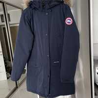 Зимова куртка жіноча CANADA GOOSE