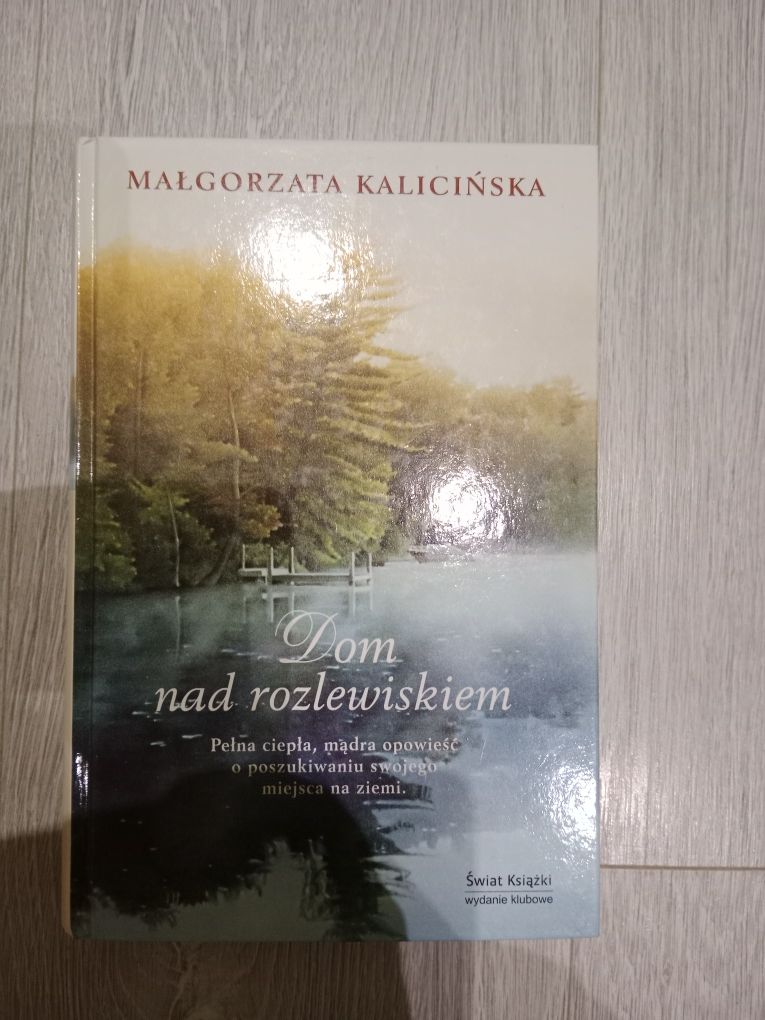 Seria "Nad rozlewiskiem"