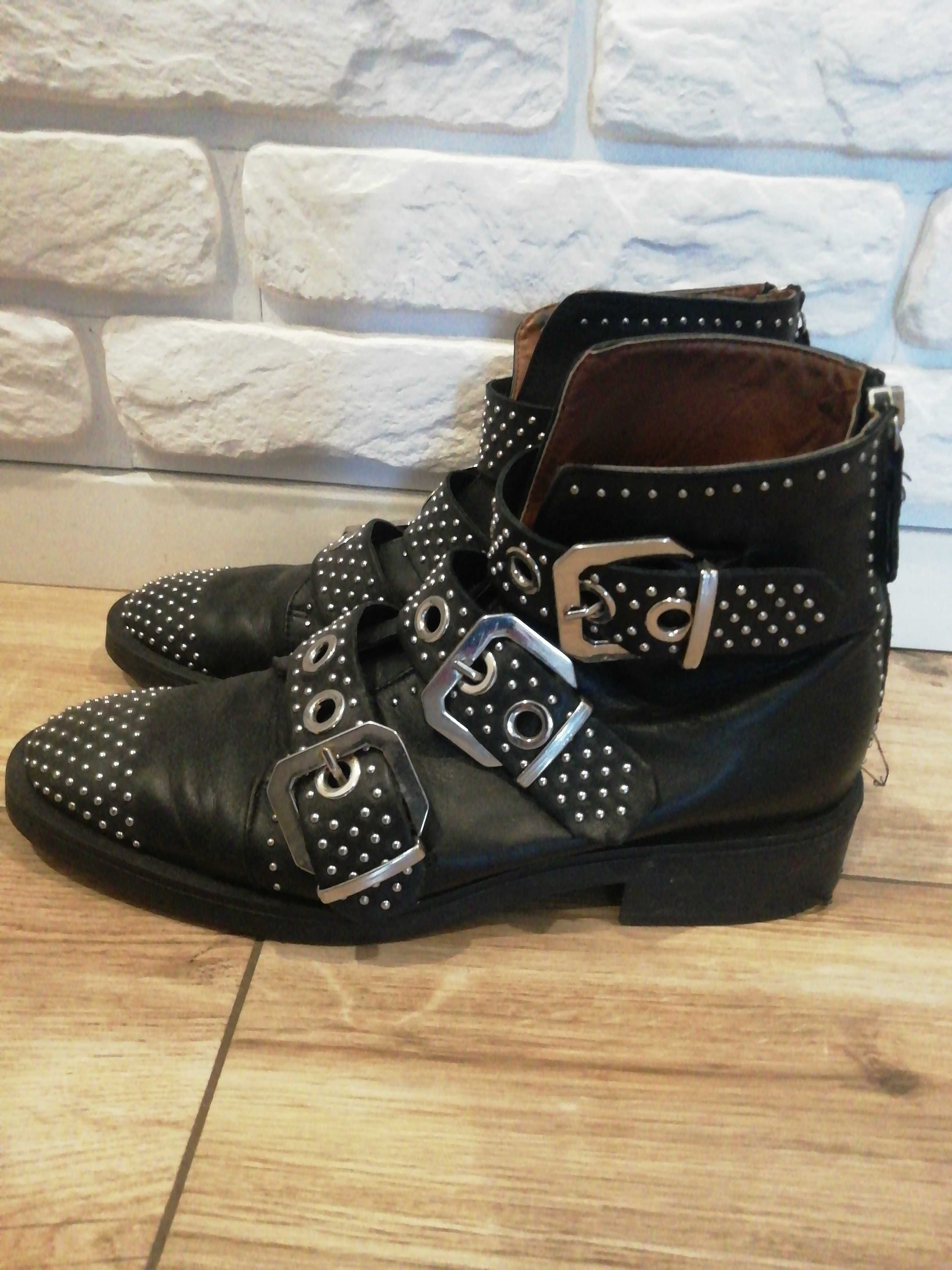 Botki damskie z ćwiekami, Zara, 40