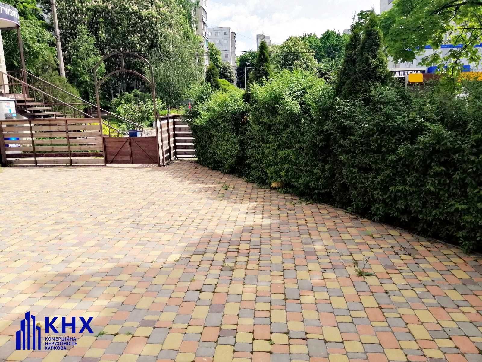 метро Студентська. Оренда готового кафе на цокольному поверсі