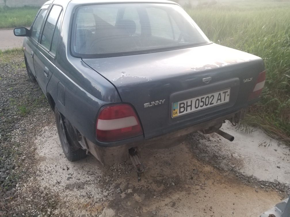 Nissan sunny n14 на полном ходу