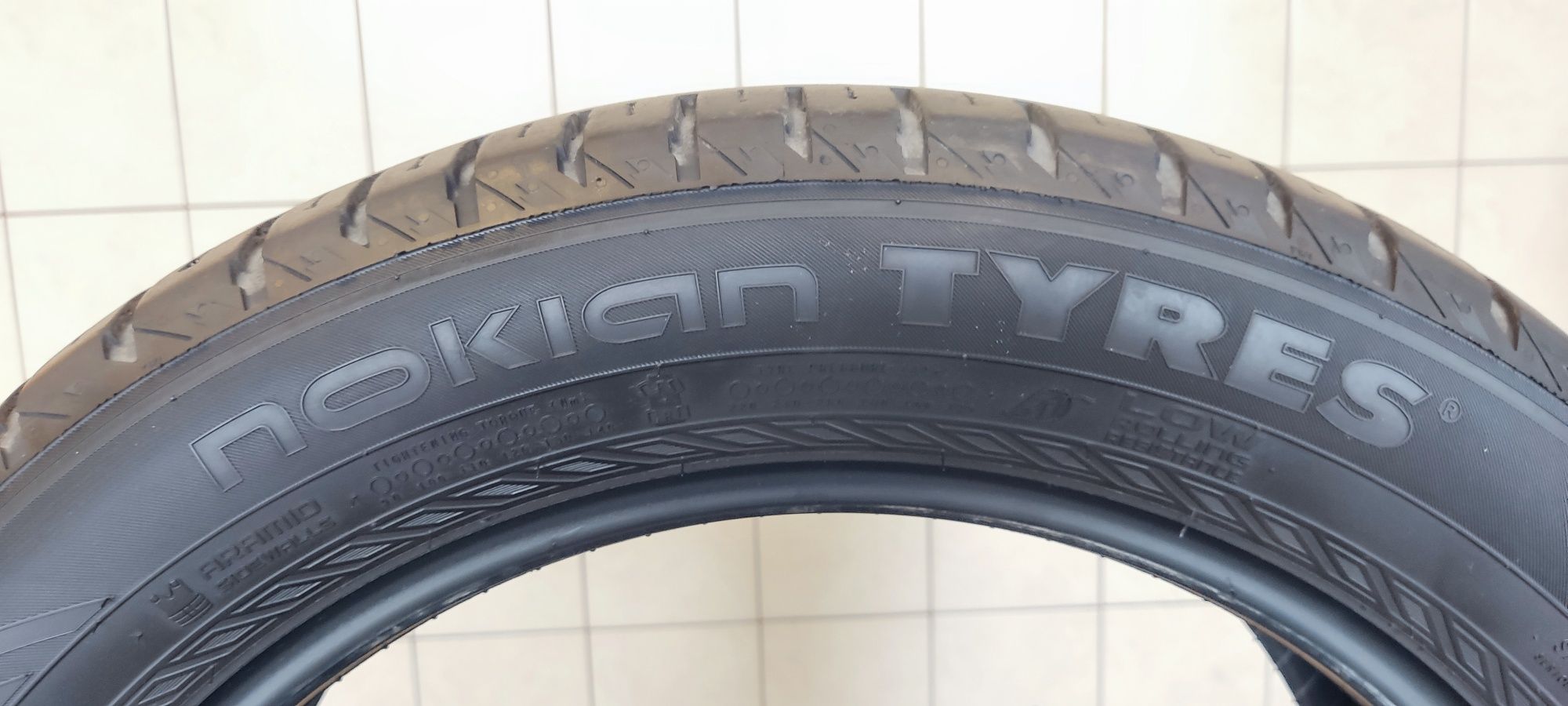 Opony letnie 225/55/r18 Nokian