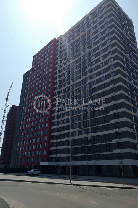 Продаж 1к квартири з ремонтом ЖК Варшавський 3