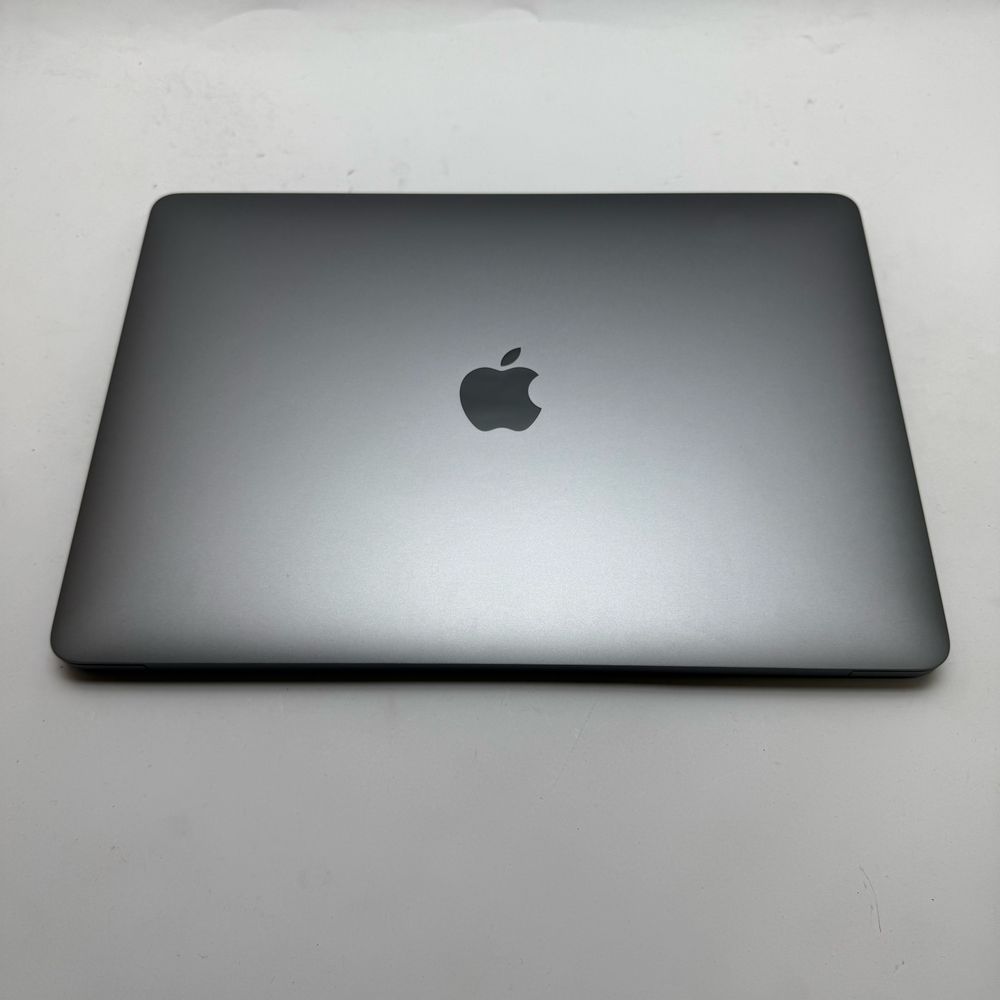 MacBook Pro 13" 2022 M2 Space Gray 16GB 256GB SSD