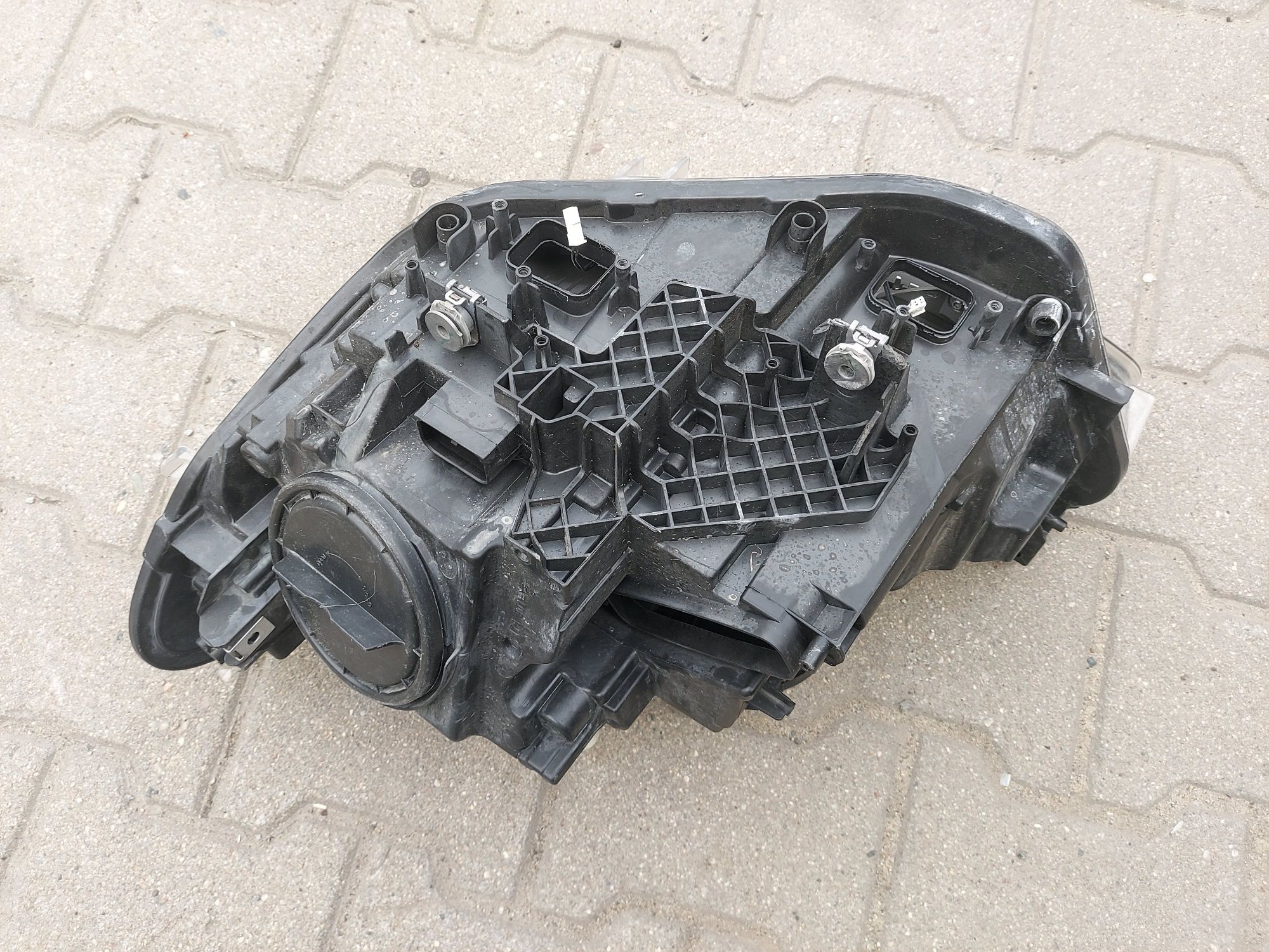 Lampa reflektor BMW F20 F21 xenon nie skrętna prawa EUROPA