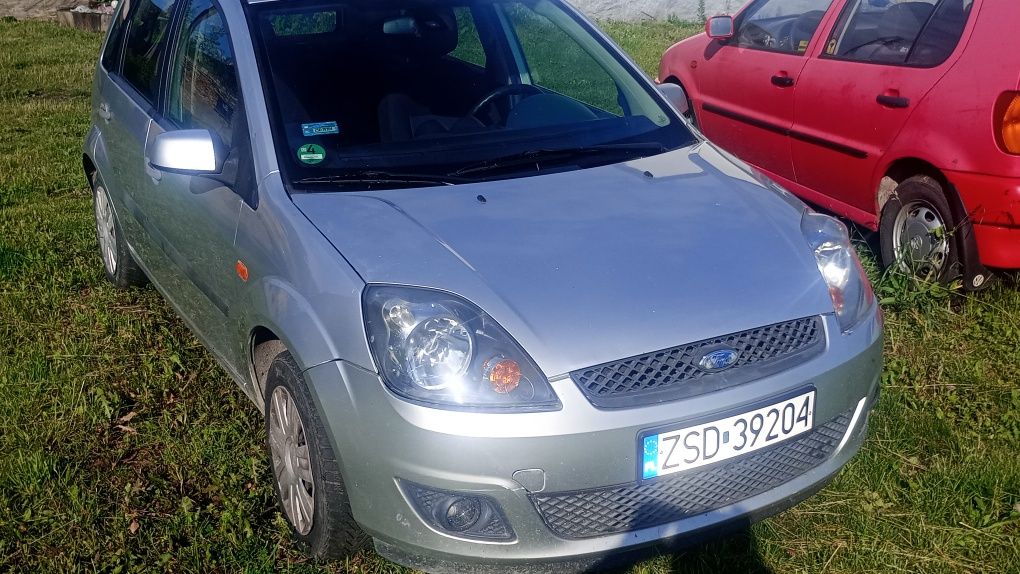 Ford fiesta 1.4 benzyna