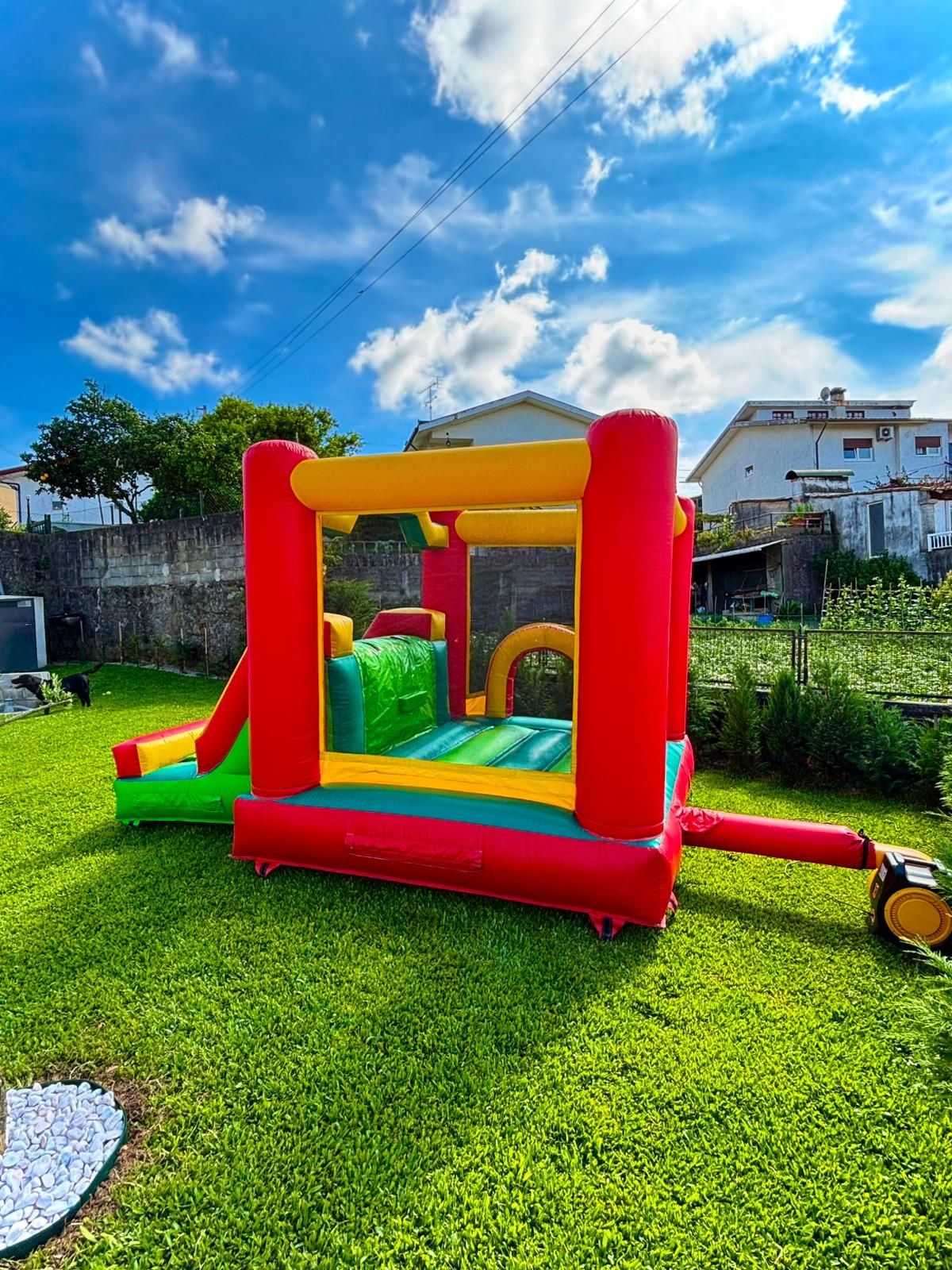 Insuflável para aluguer (barato)