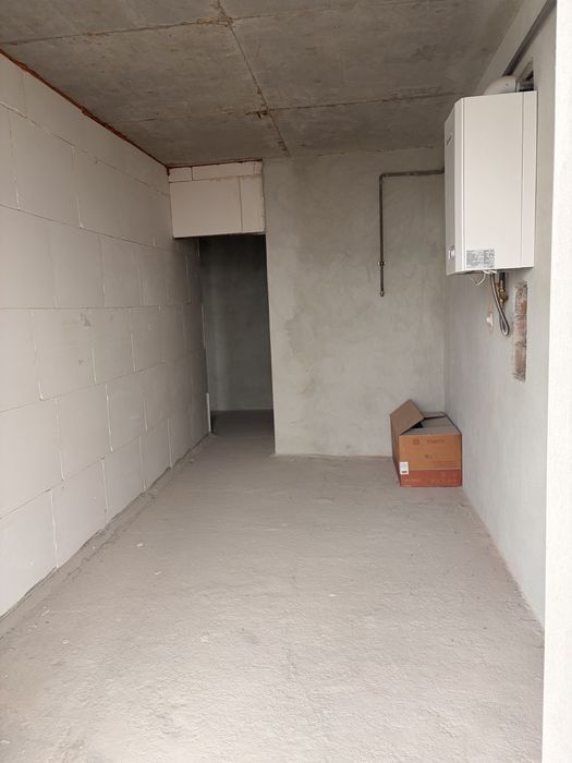 Продається 1 кімнатна квартира площа 42.3 м.к