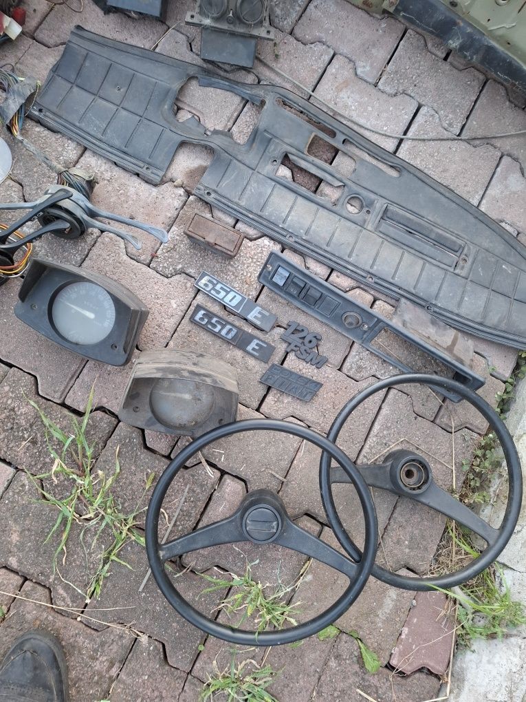 Fiat 126p st kompletna deska rozdzielcza z instalacją licznik panel