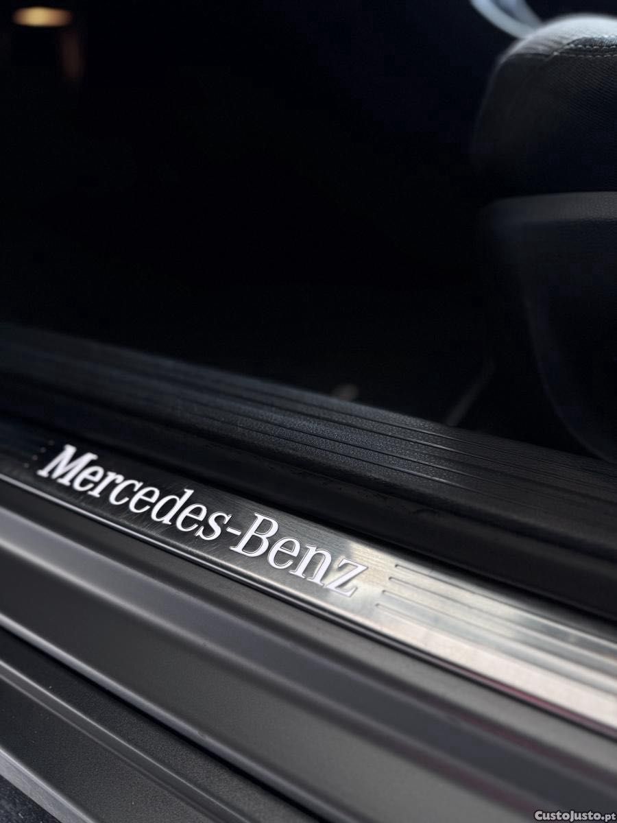 Mercedes-Benz Classe A 180 (Kit AMG)
