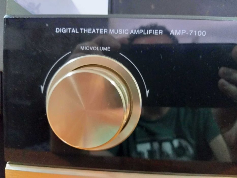 Amplificador 7.1 "Auna" Excelente estado!