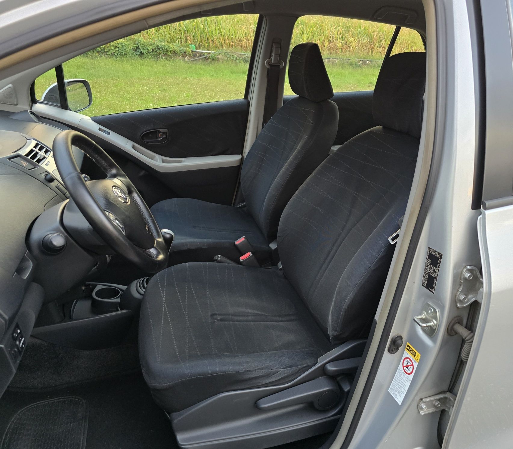 Toyota Yaris 1.0 VVT-i Nacional