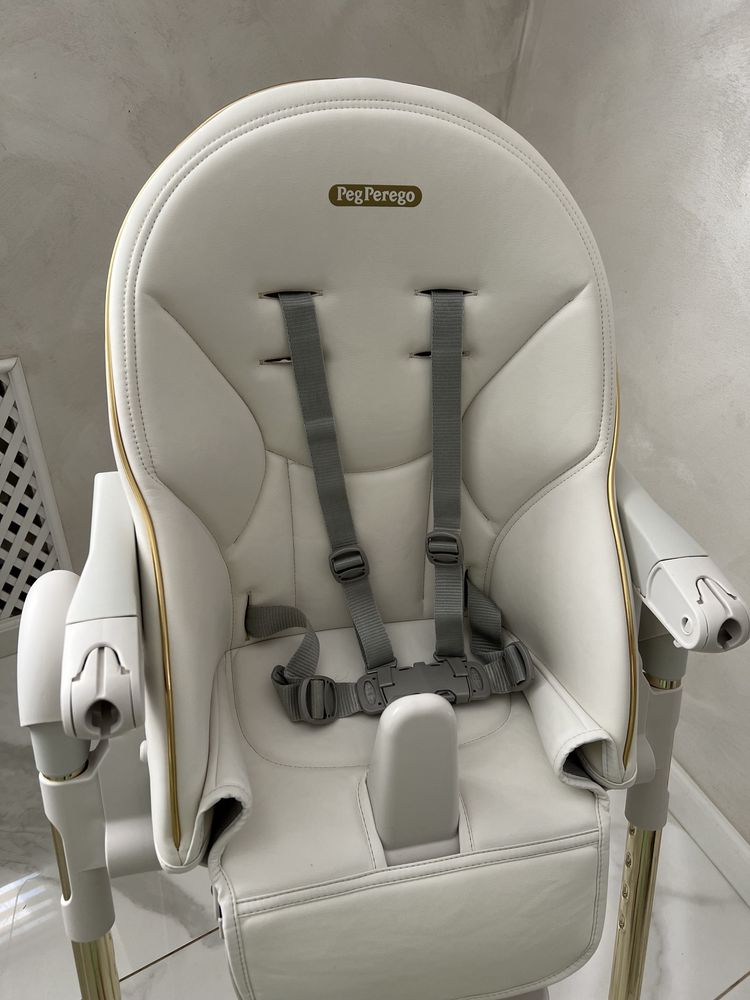 Стілець для годування Peg Perego Prima Pappa Follow Me Gold