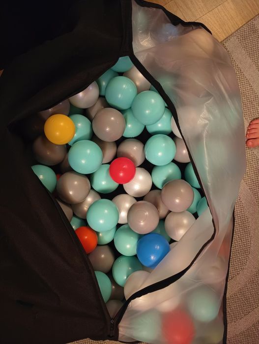 Pilki do suchego basenu 200 szt