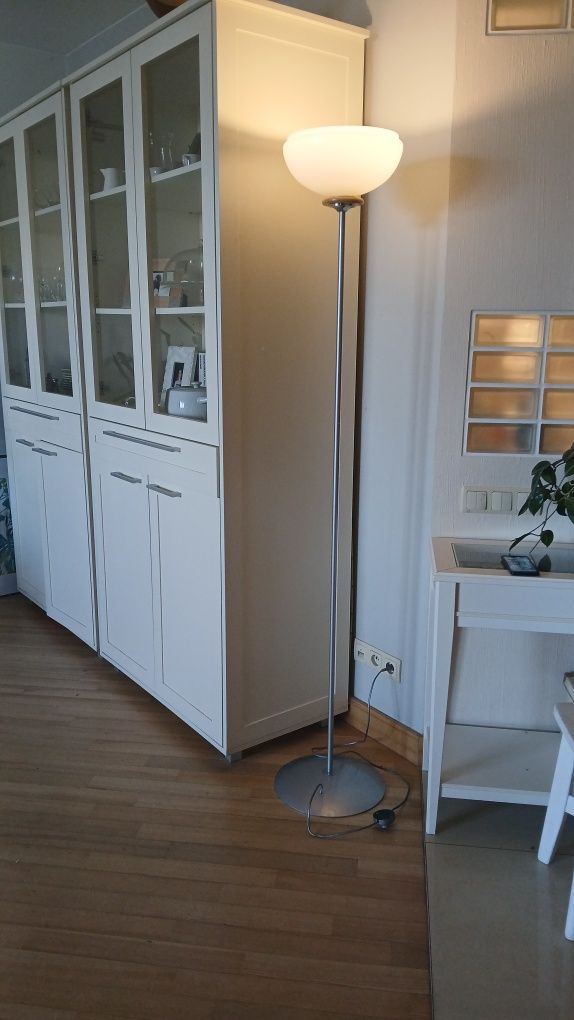 Lampa podłogowa wys. 182 cm