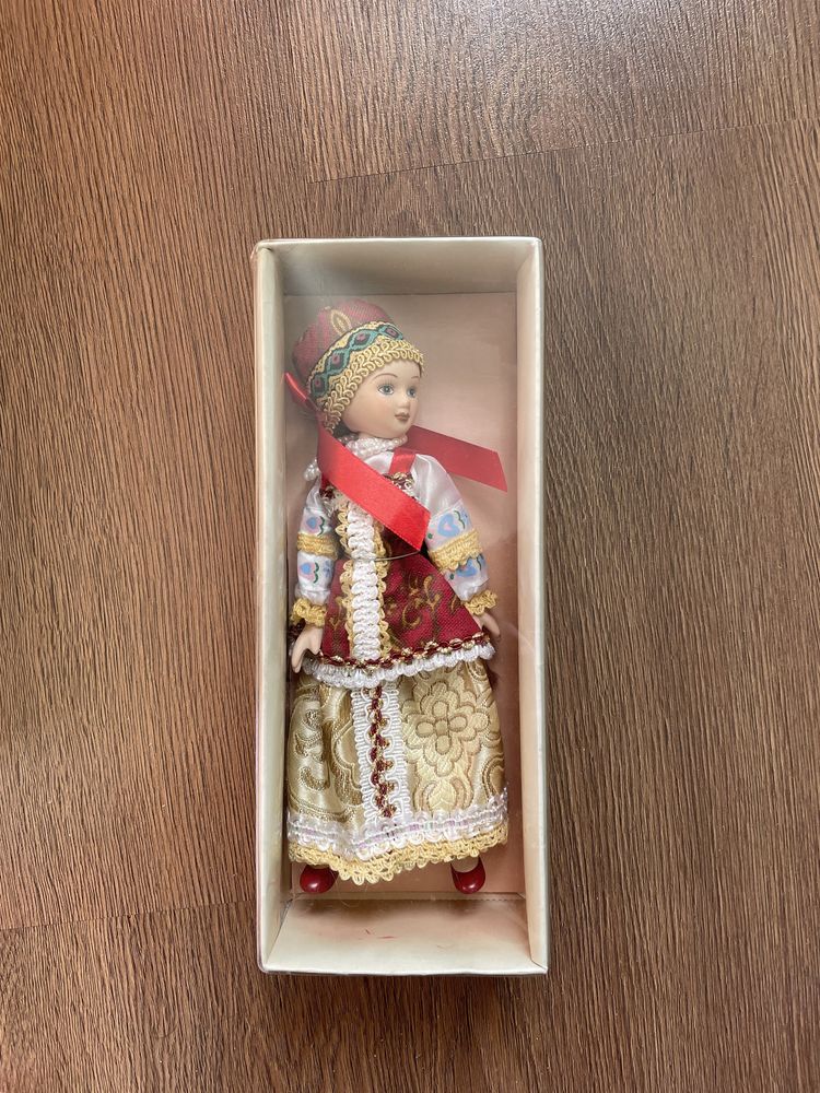 Кукла из журнала «Куклы в народных костюмах»