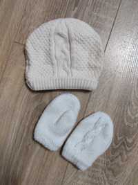 Шапка та рукавички білі в'язані