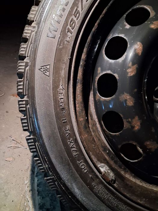 Автошини шиповані 185/55 R15