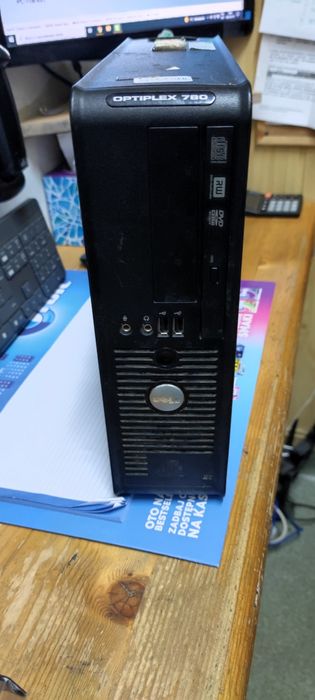 Komputer pc Dell