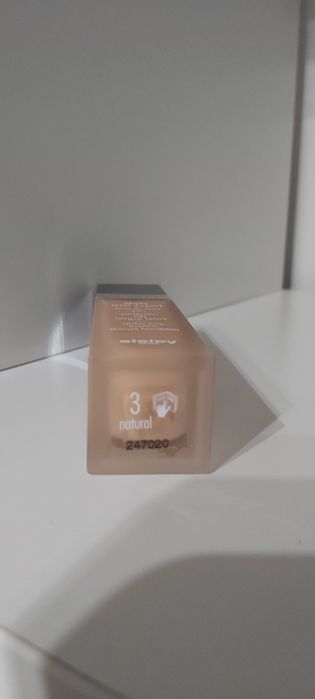 Sisley podkład upiększający natural