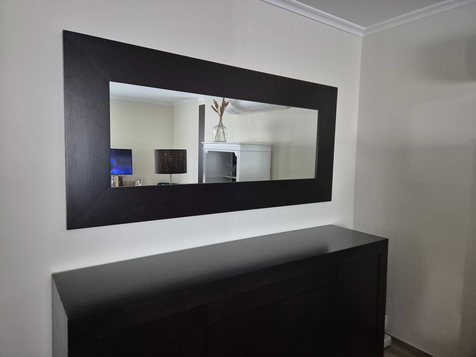 Aparador e espelho wengue