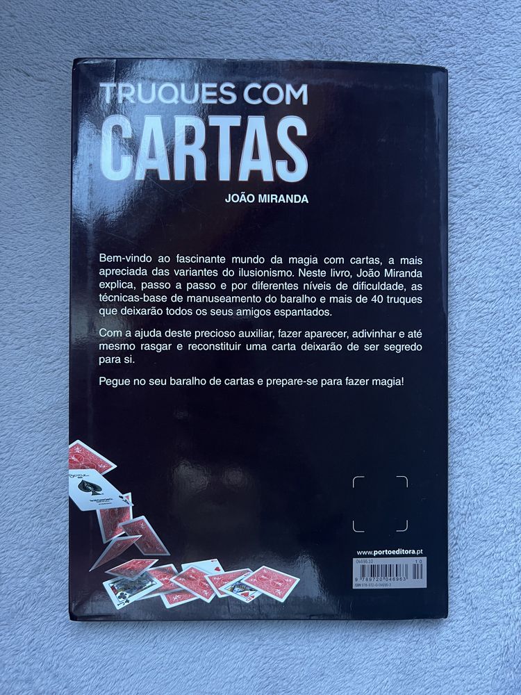 Livro “Truques com Cartas”