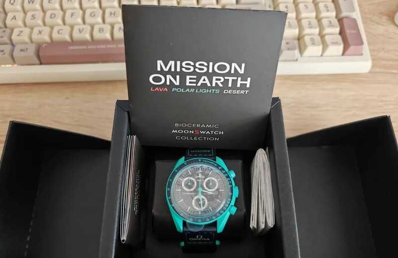 Omega x Swatch SO33L103 – Światło Północy