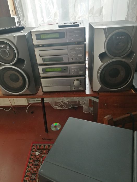 Продам hi fi  чудовий вінтажний аудіо комплект  DENON D100