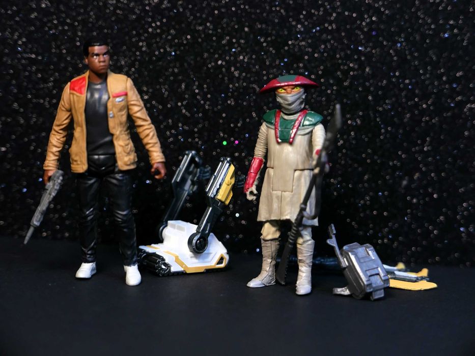2 bonecos Star Wars Disney