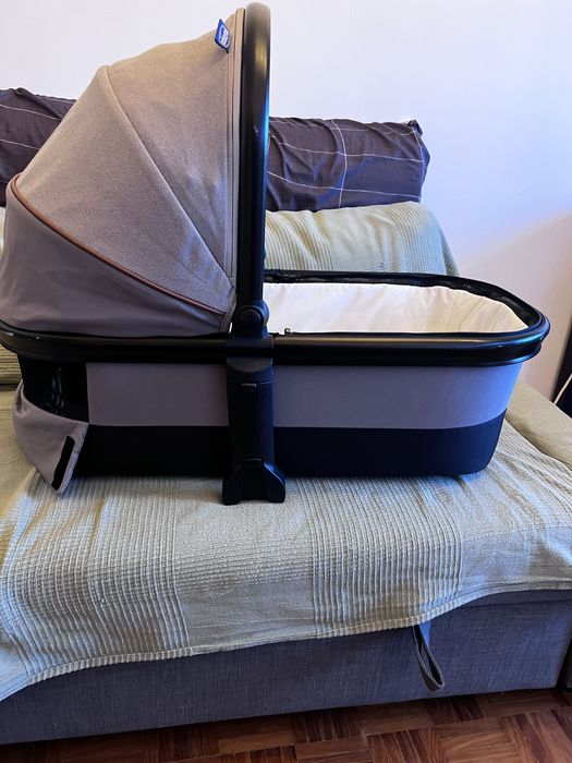 Alcofa chicco  Miza cinza