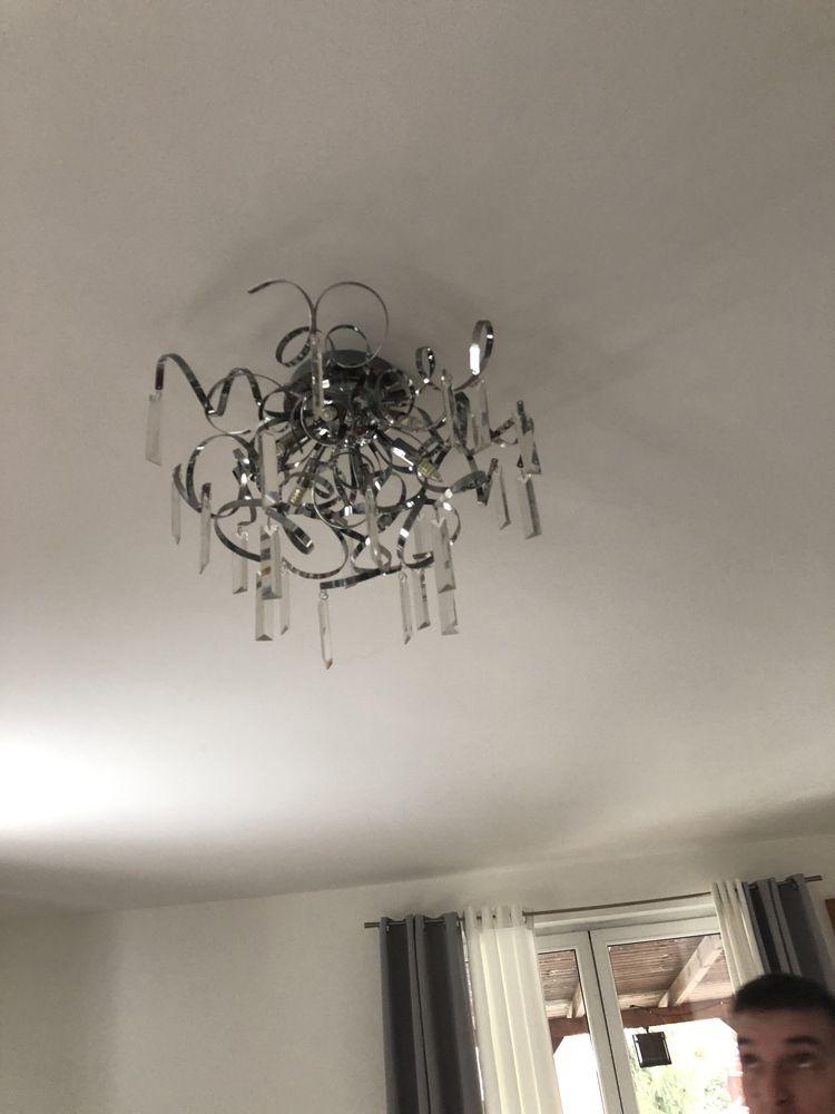 Lampa wisząca do salonu