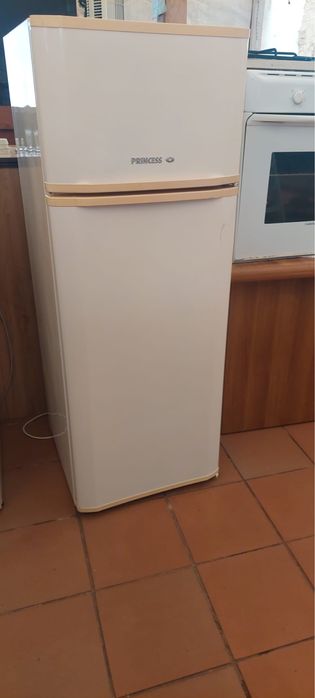 Frigorifico em funcionamento