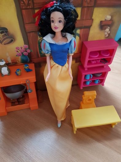 Barbie Branca de Neve