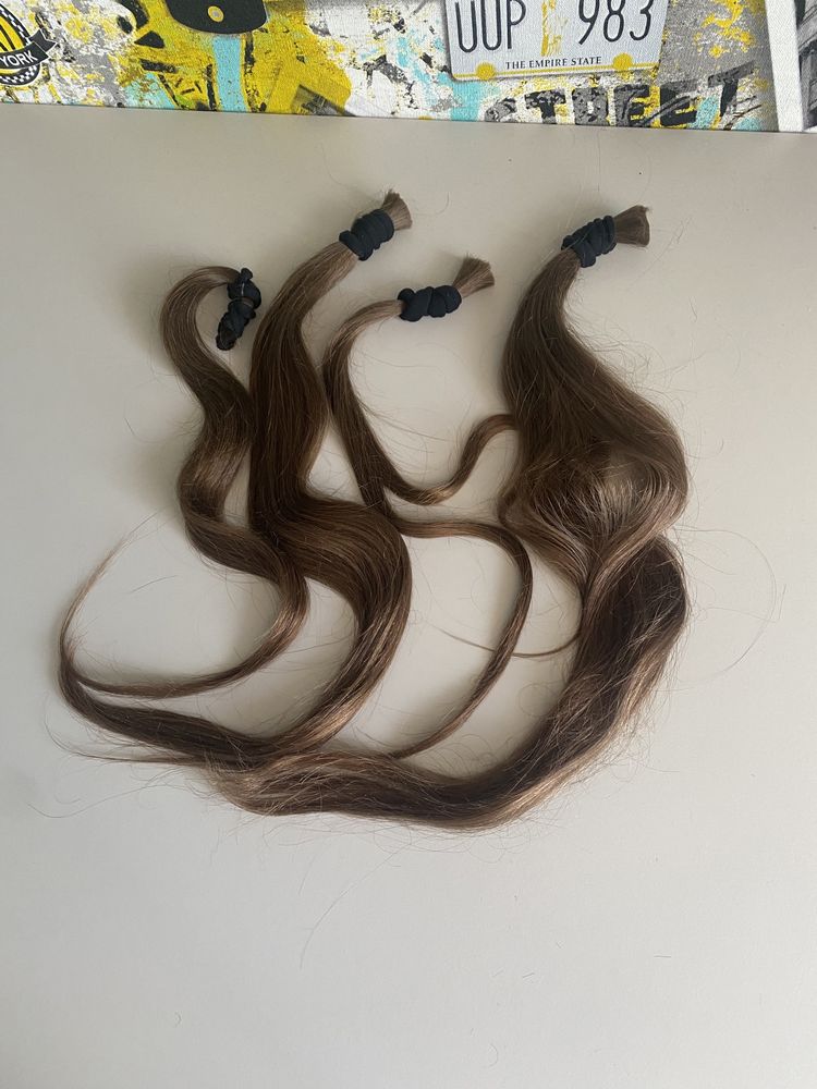 продаю волосся русяве ~50-60 см довжини пряме нафарбоване
