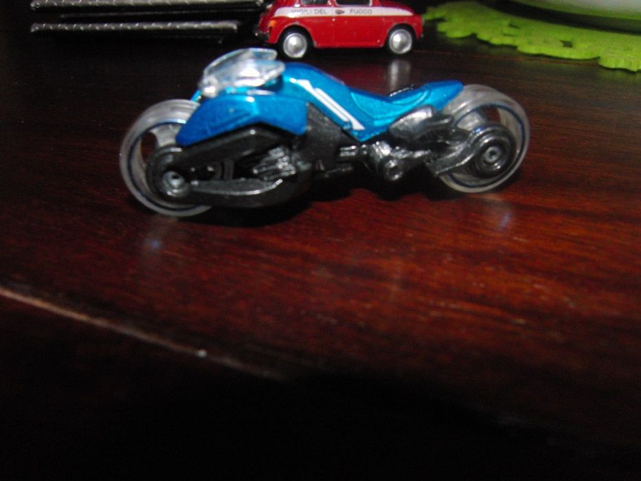 Max Steel Motorcycle-Future Fleet Hot Wheels