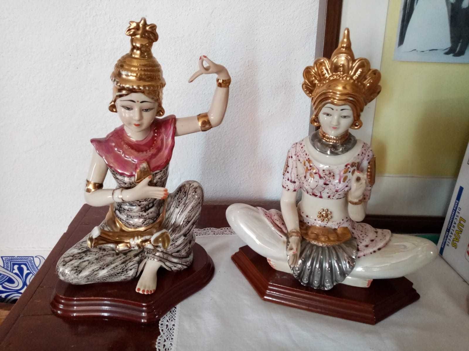 2 estatuetas Deusas Indianas