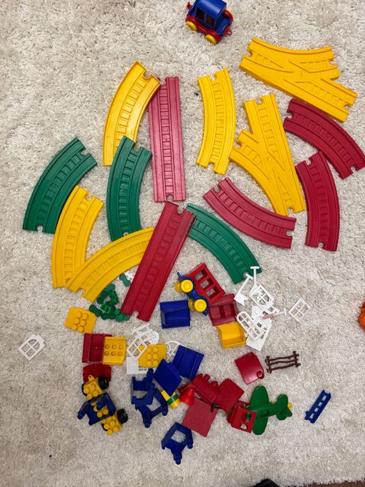 Пластмасова дитяча залізна дорога